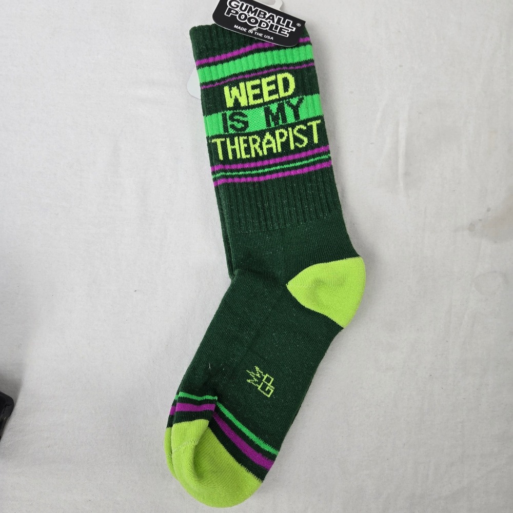 Crew Socks Gumball Poodle Weed Is My Therapist Green Novelty Gym Sock Unisex NWT